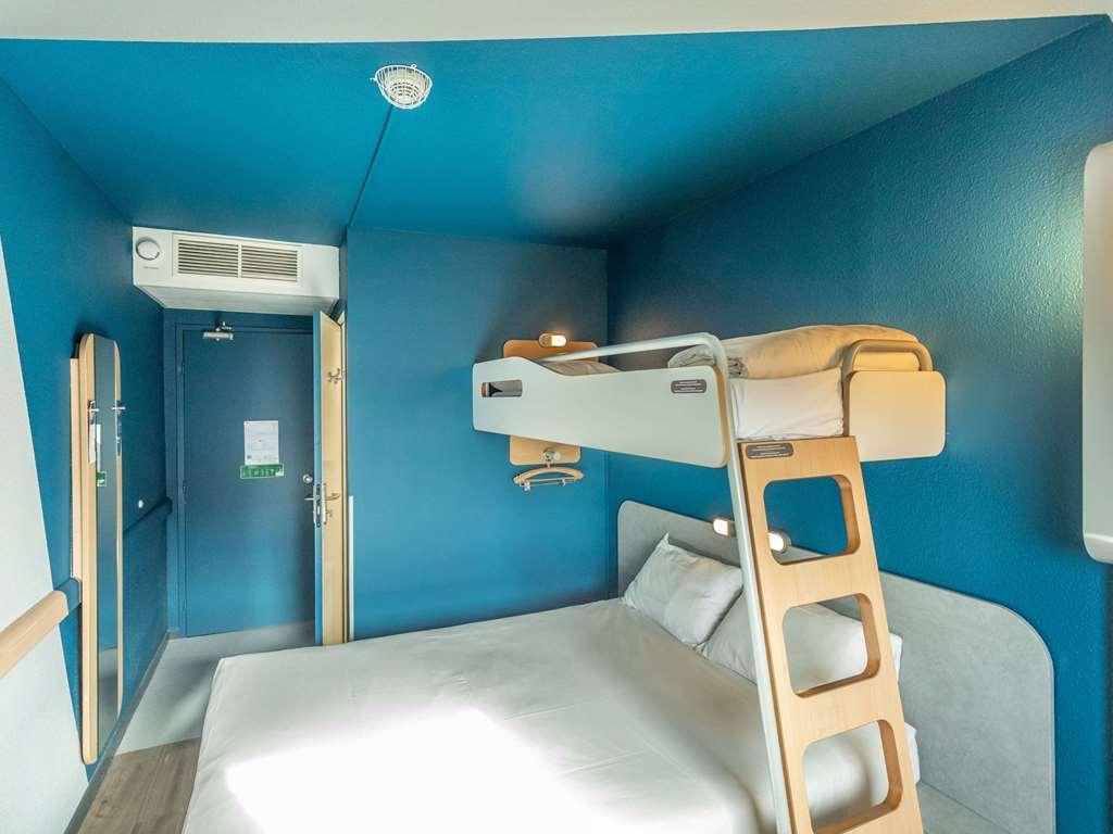 Ibis Budget Bourges Room photo