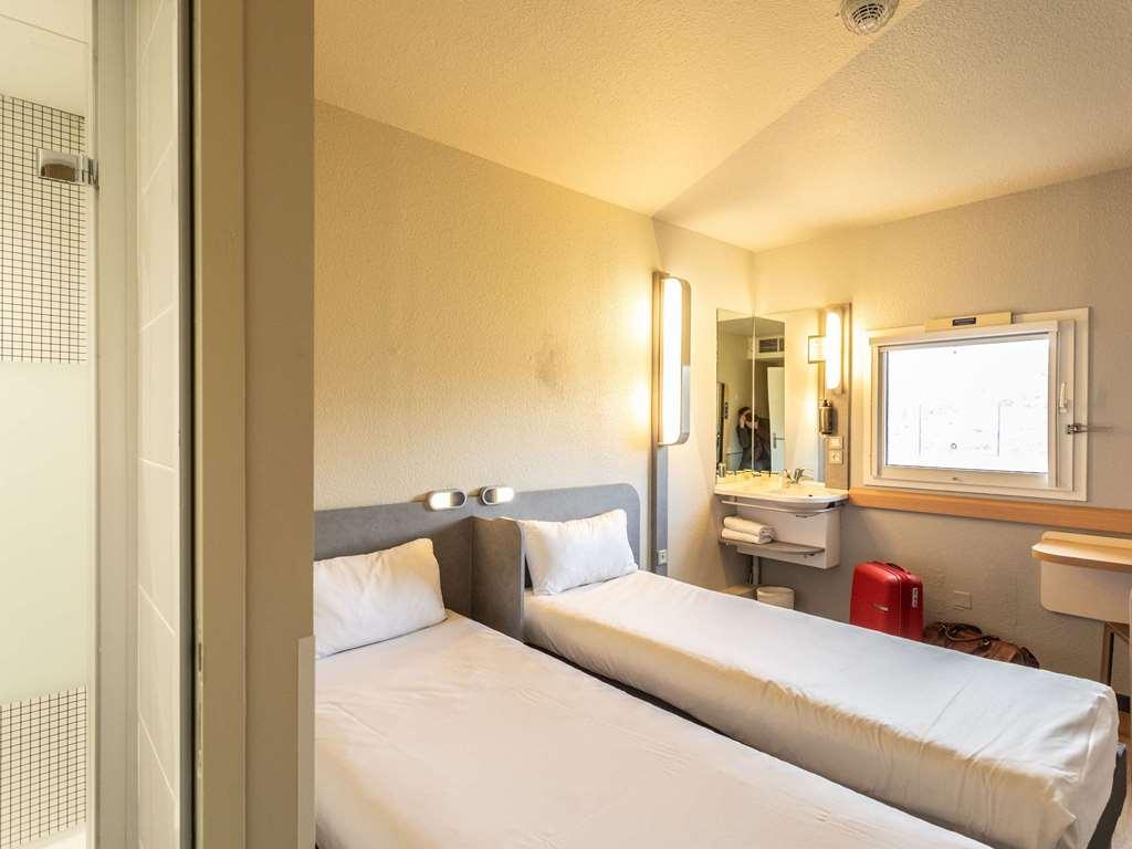 Ibis Budget Bourges Room photo